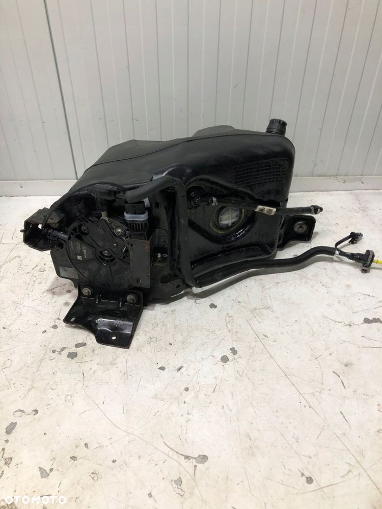RANGE ROVER VELAR L560 2.0 DIESEL ZBIORNIK ADBLUE - 2