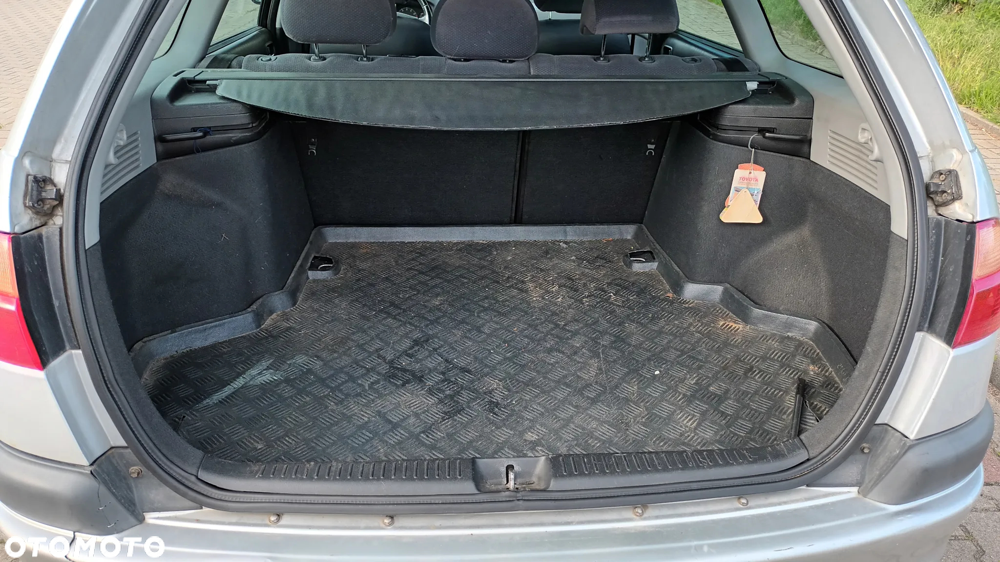 Toyota Avensis 1.8 VVT-i Terra Plus - 5