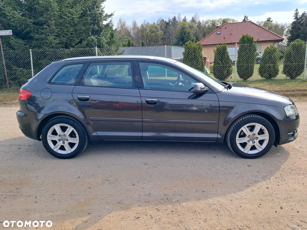 Audi A3 Sportback 1.4 TFSI S line Sportpaket - 9