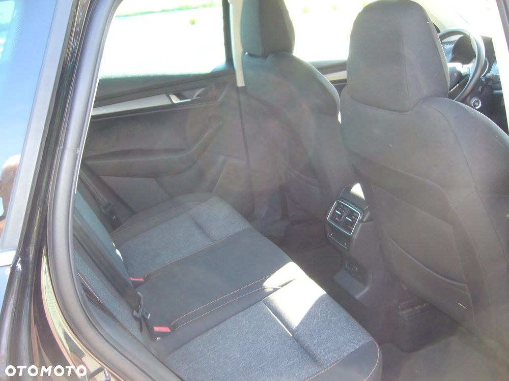 Skoda Karoq 2.0 TDI SCR Ambition - 8
