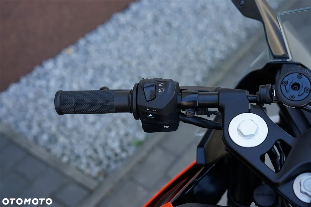 KTM RC 125 - 17