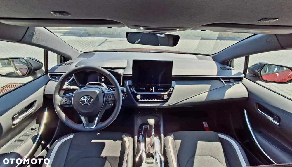 Toyota Corolla - 4