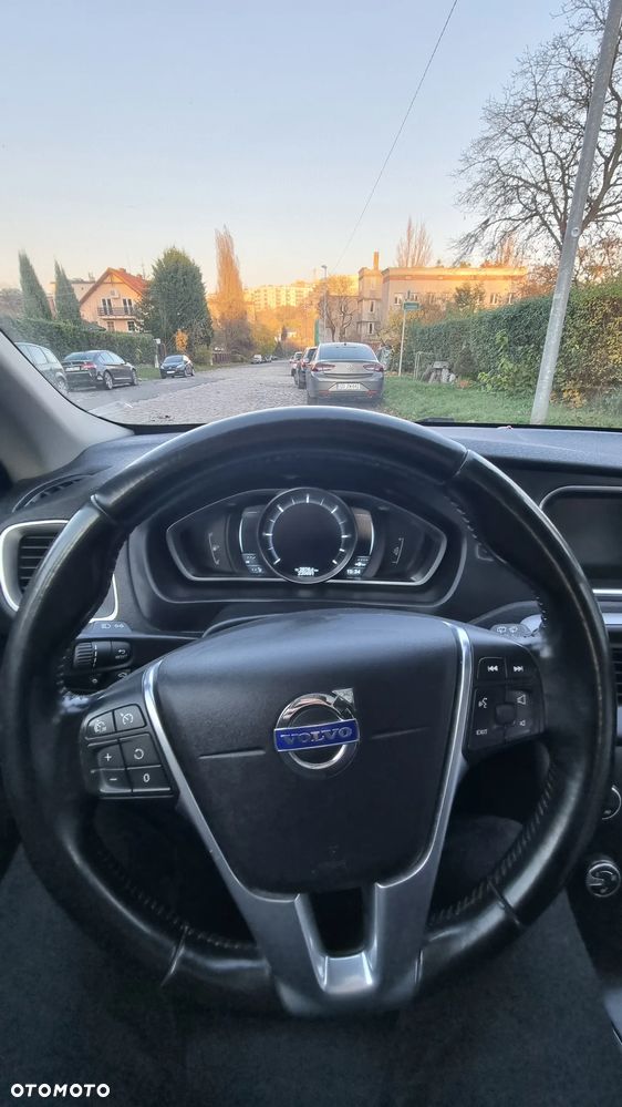 Volvo V40 D2 Momentum - 9