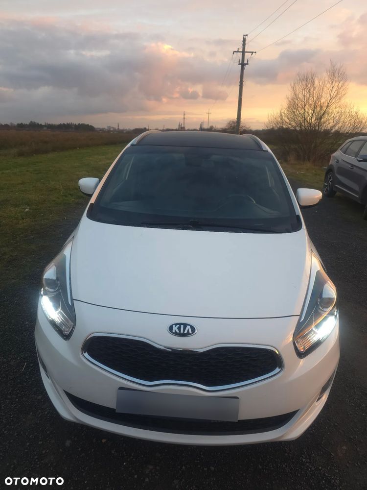 Kia Carens ver-1-7-crdi-xl-7os - 16