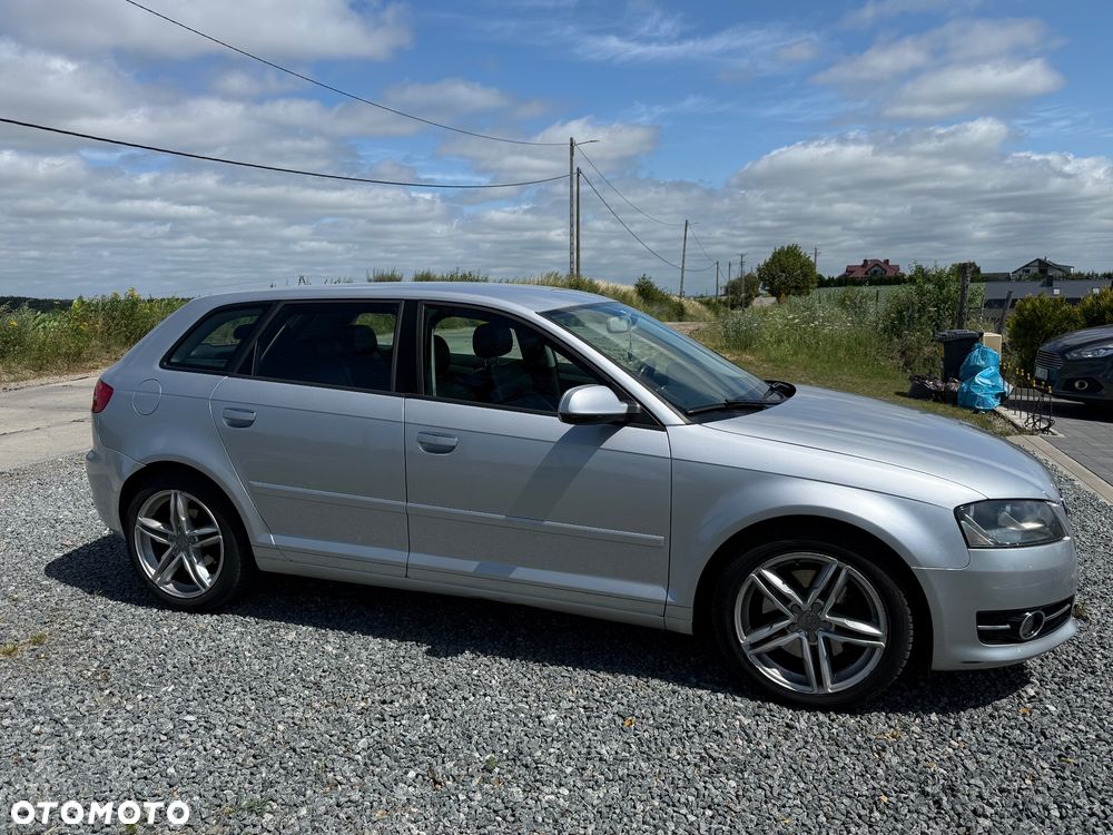 Audi A3 Sportback 2.0 TDI DPF quattro S line Sportpaket - 25