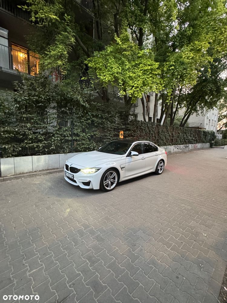 BMW M3 CS DKG - 11
