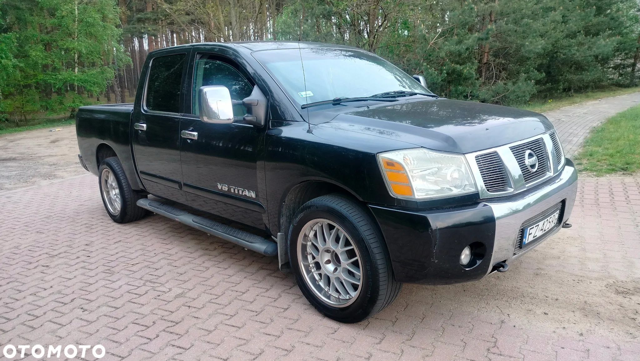 Nissan Titan 5.6 V8 LE Crew Cab - 1