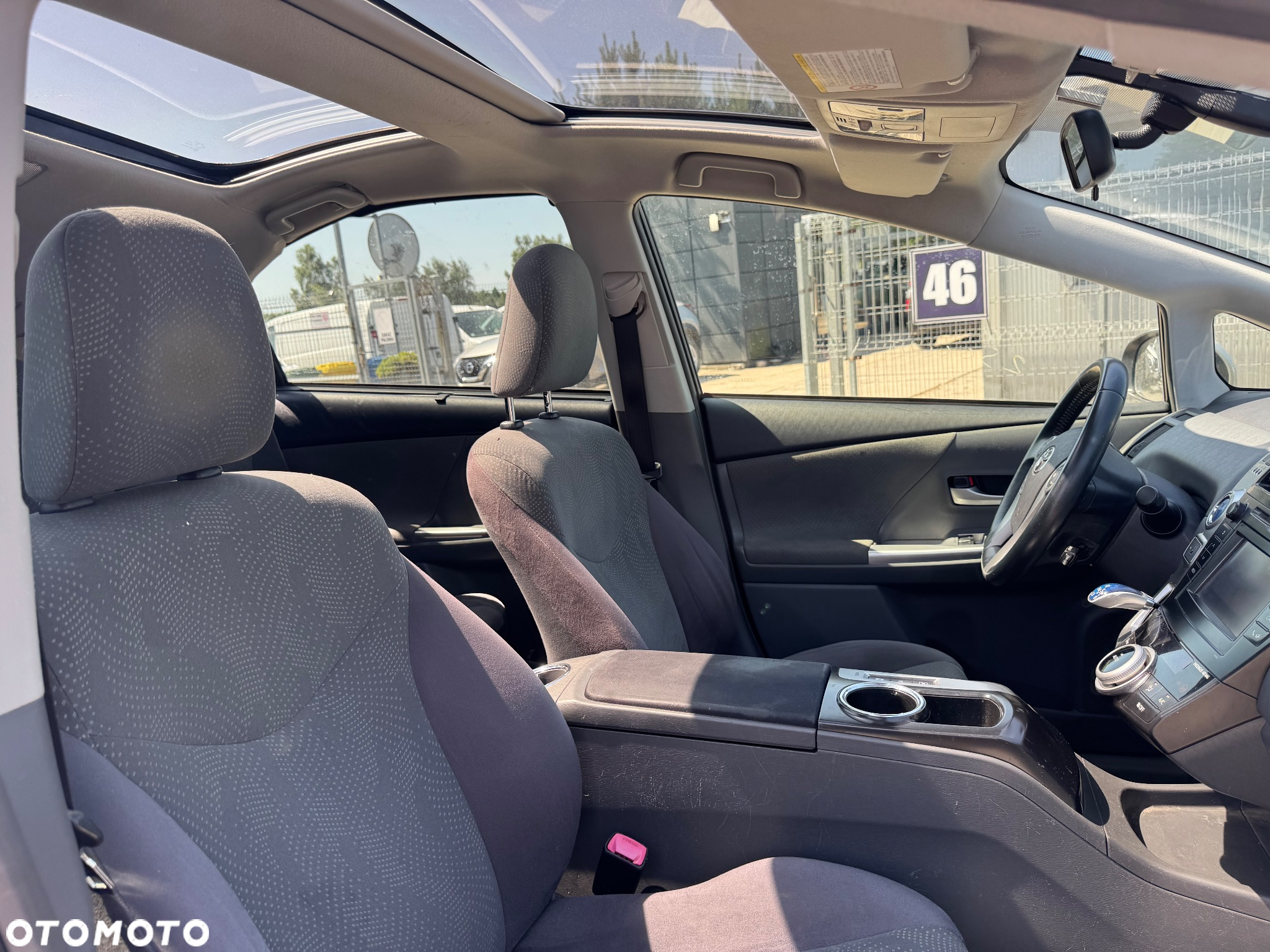 Toyota Prius+ (Hybrid) Comfort - 6