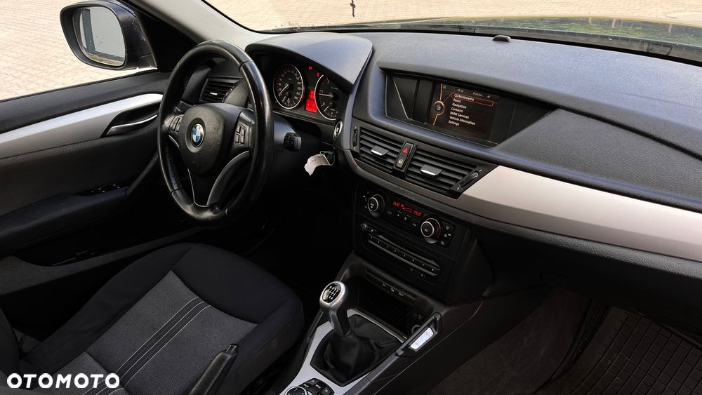 BMW X1 xDrive18d - 10