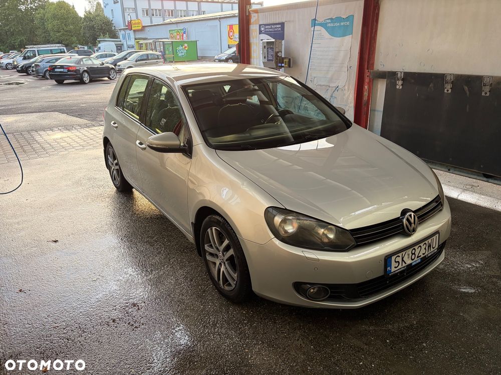 Volkswagen Golf 2011 photo 2