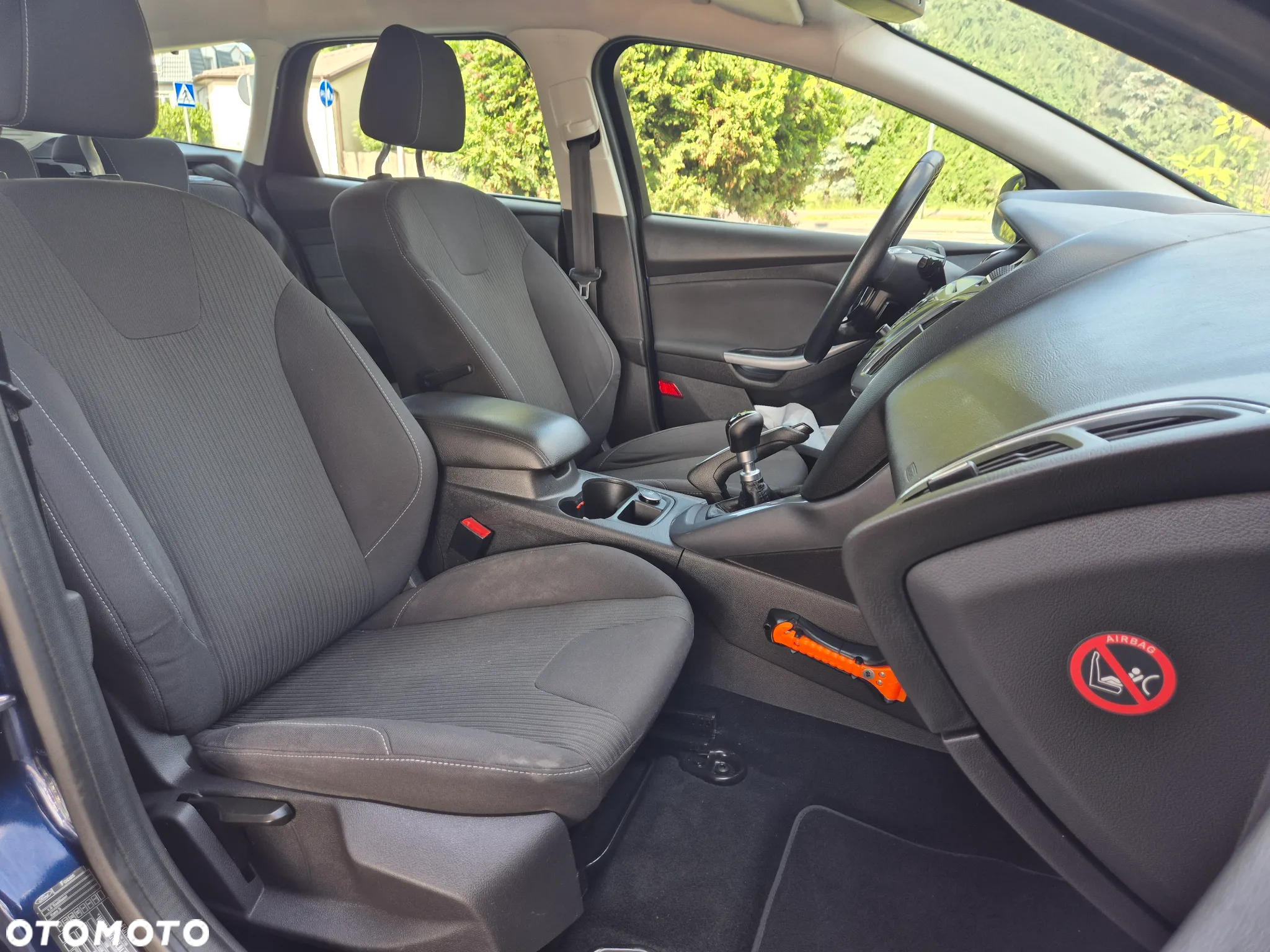 Ford Focus - 30