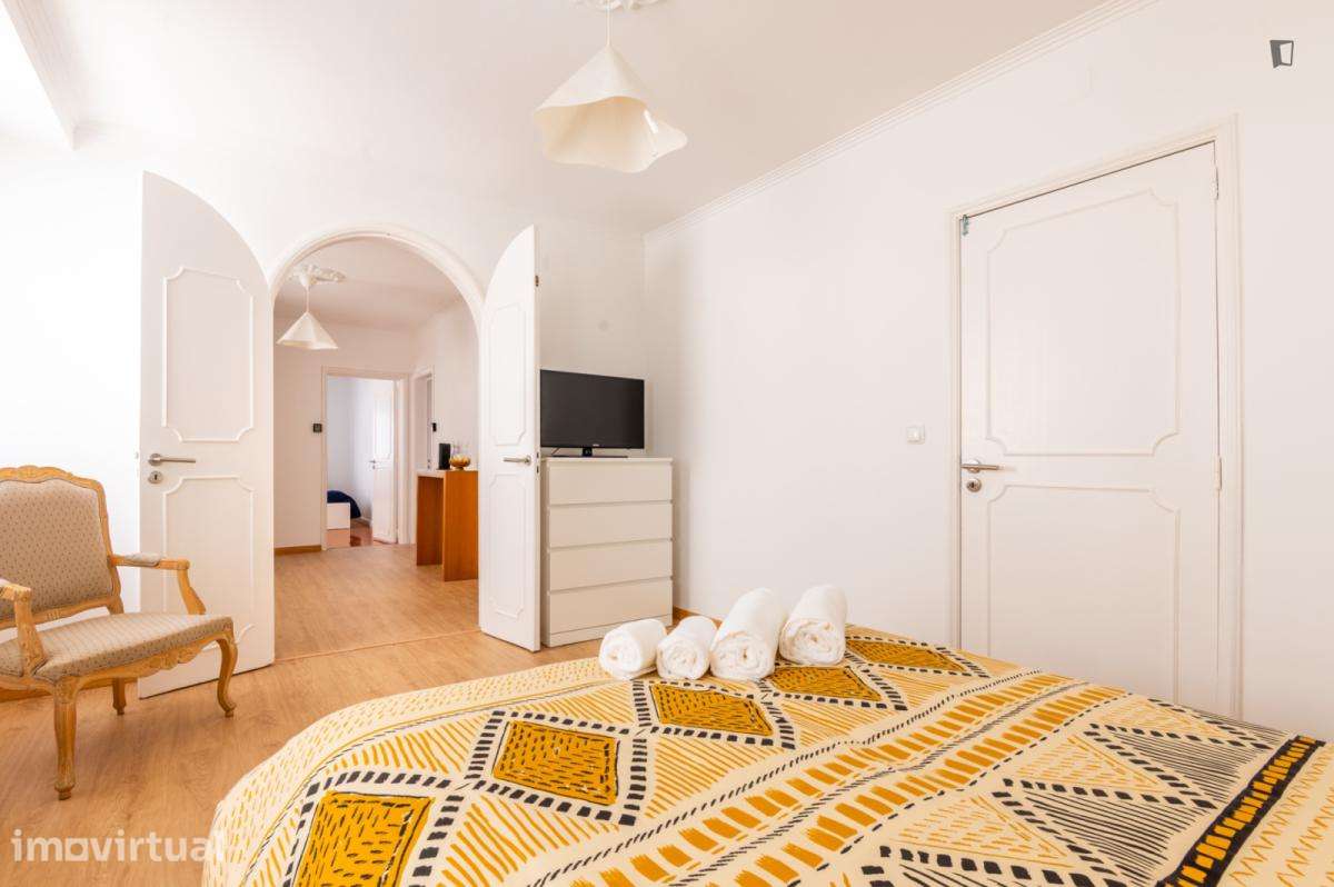 Quarto - localizado em Bairro Alto Lisbon - Grande imagem: 3/9