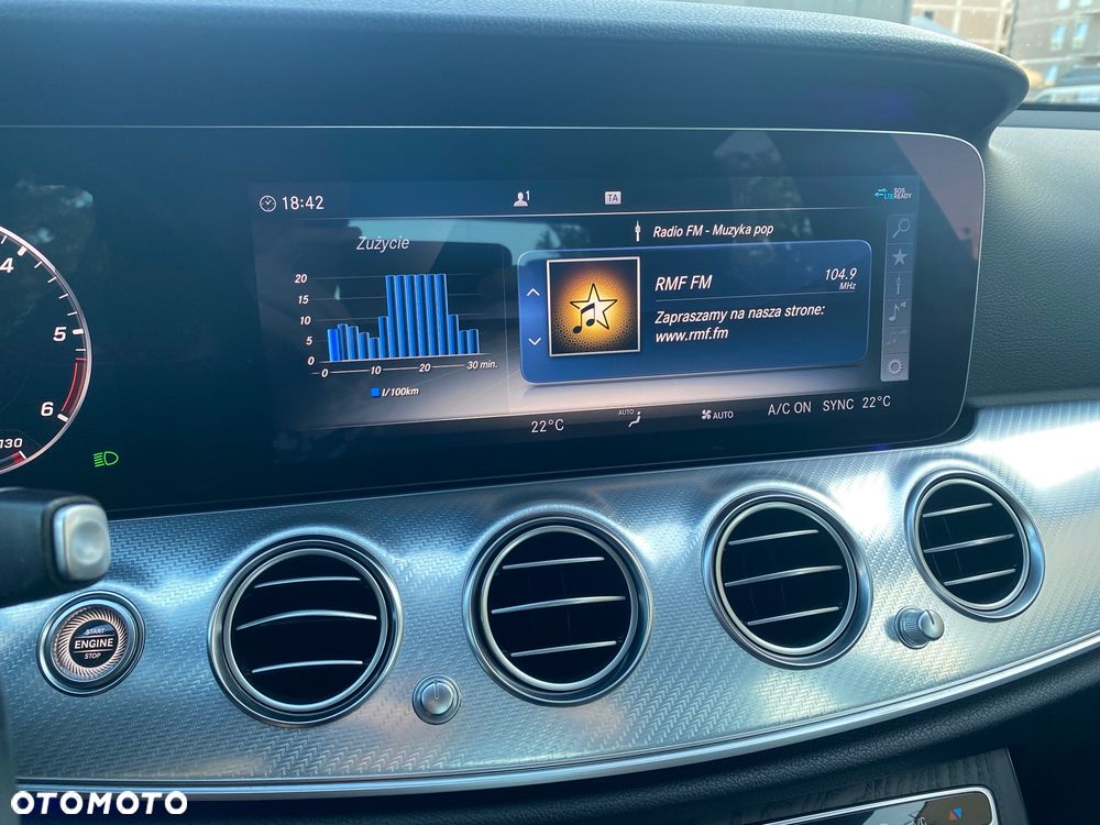 Mercedes-Benz Klasa E 220 d 9G-TRONIC Avantgarde - 24