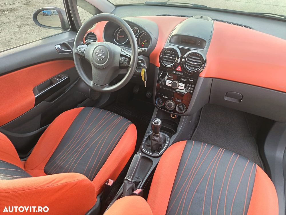 Opel Corsa 1.4 16V Color Edition - 15