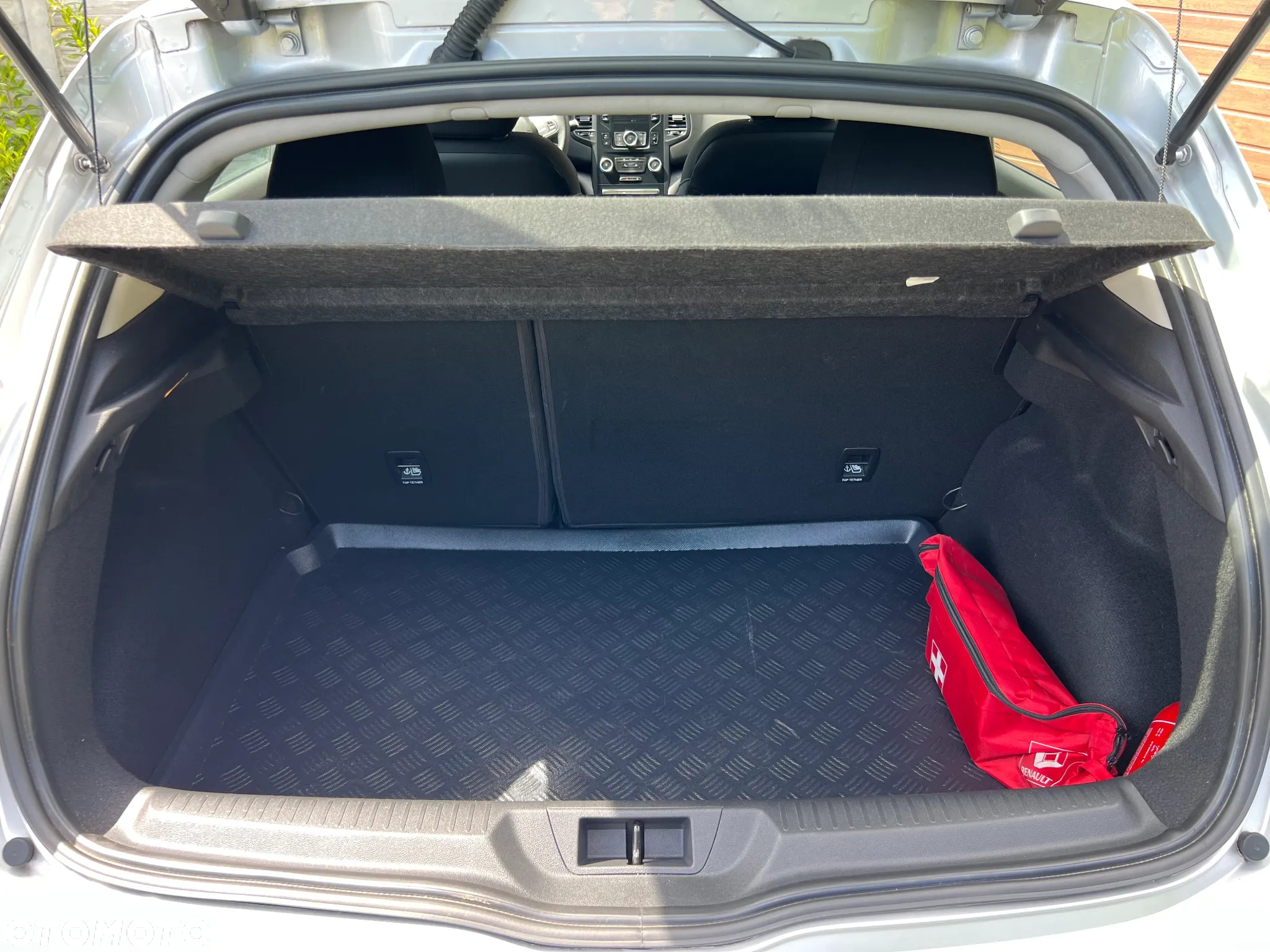 Renault Megane 1.6 SCe Life - 24