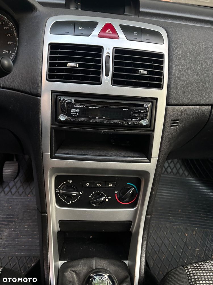 Peugeot 307 - 10