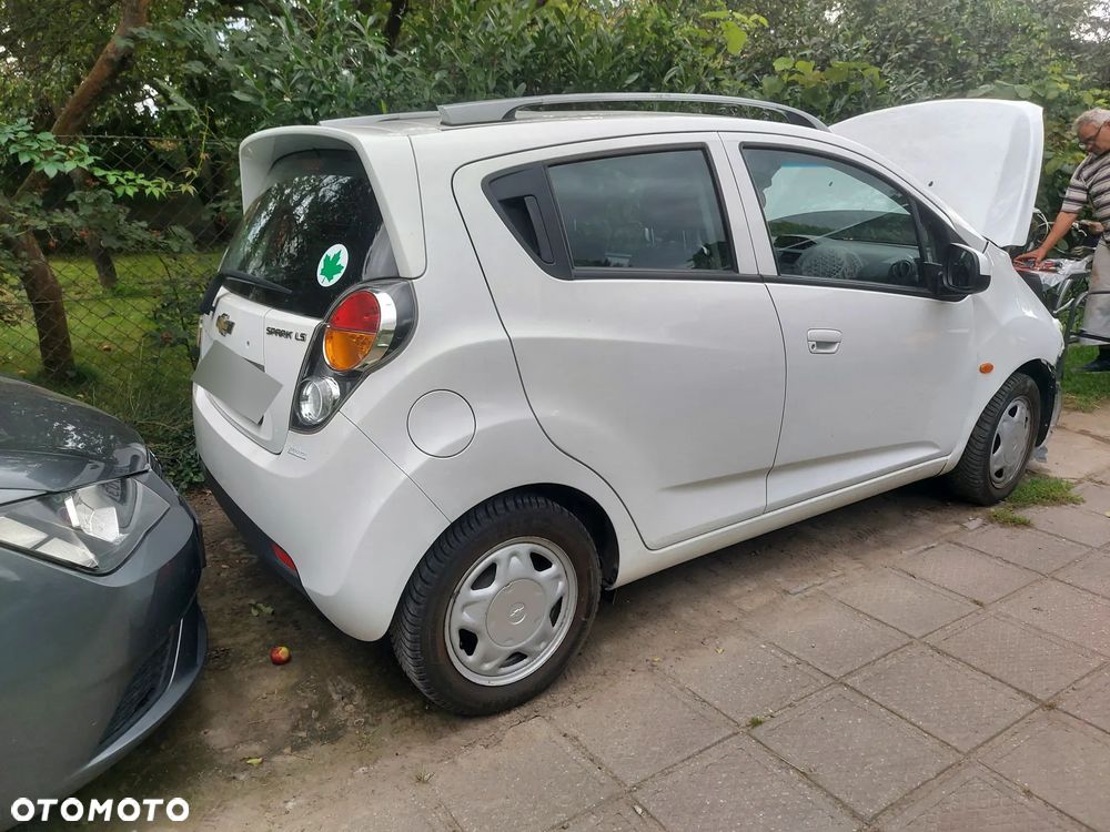 Chevrolet Spark 1.2 LS - 6