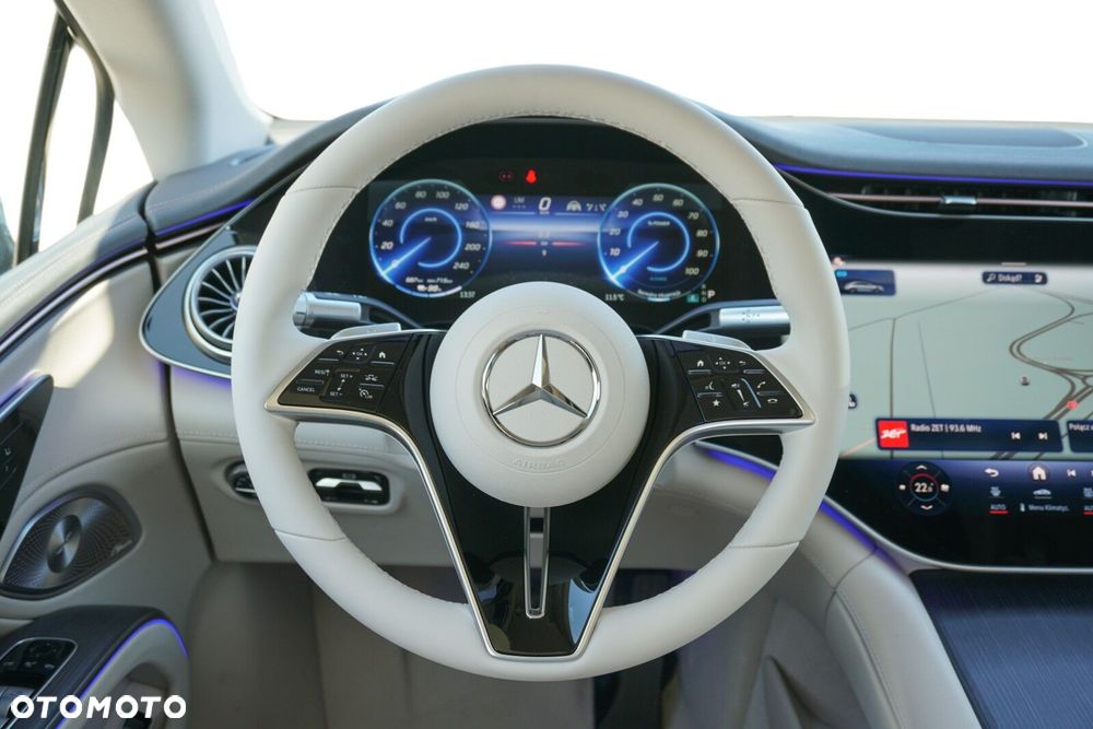 Mercedes-Benz EQS - 8