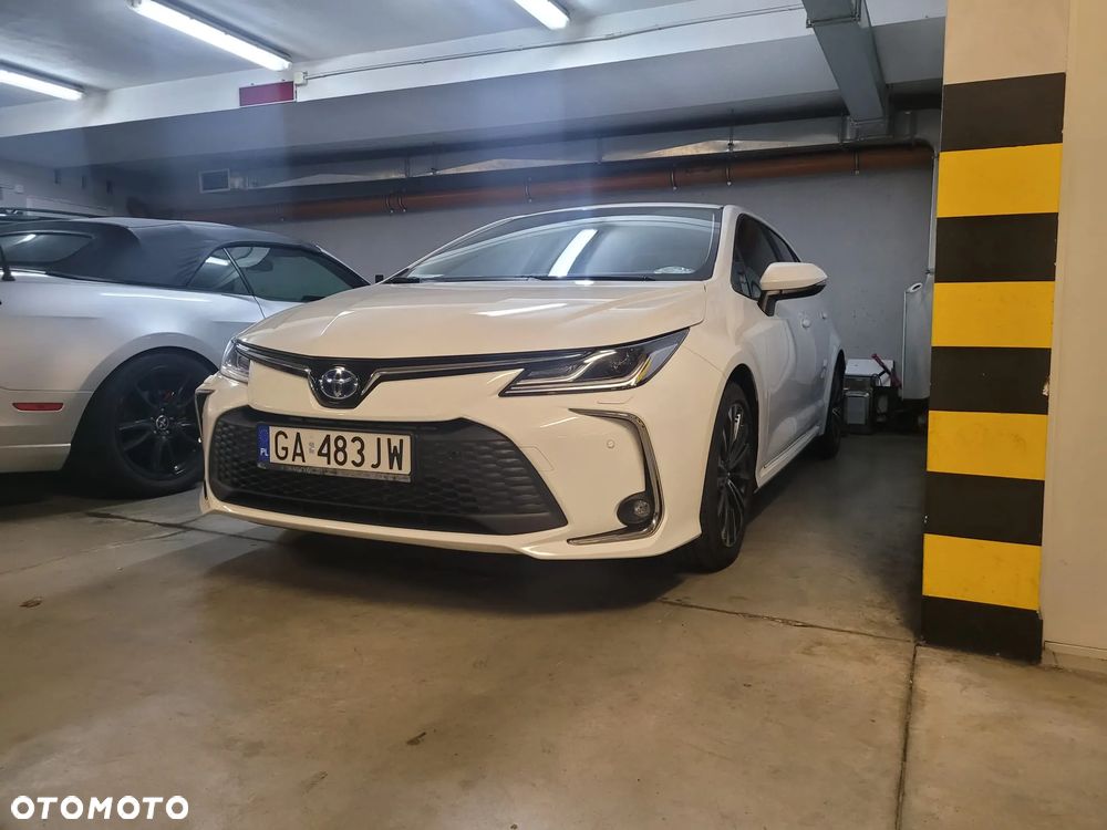 Toyota Corolla 1.8 Hybrid Style - 18