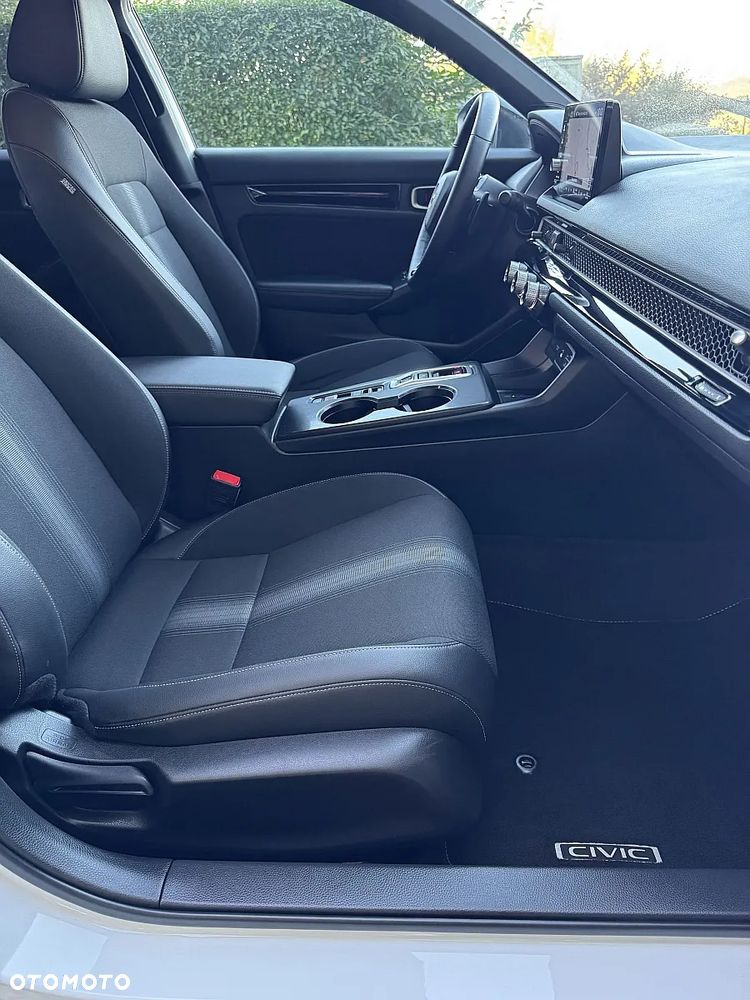 Honda Civic 2.0 i-MMD Hybrid Sport - 26