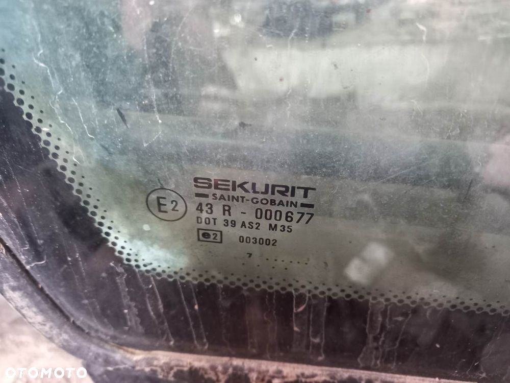 Elementy kabiny Massey Ferguson 8150 - 11