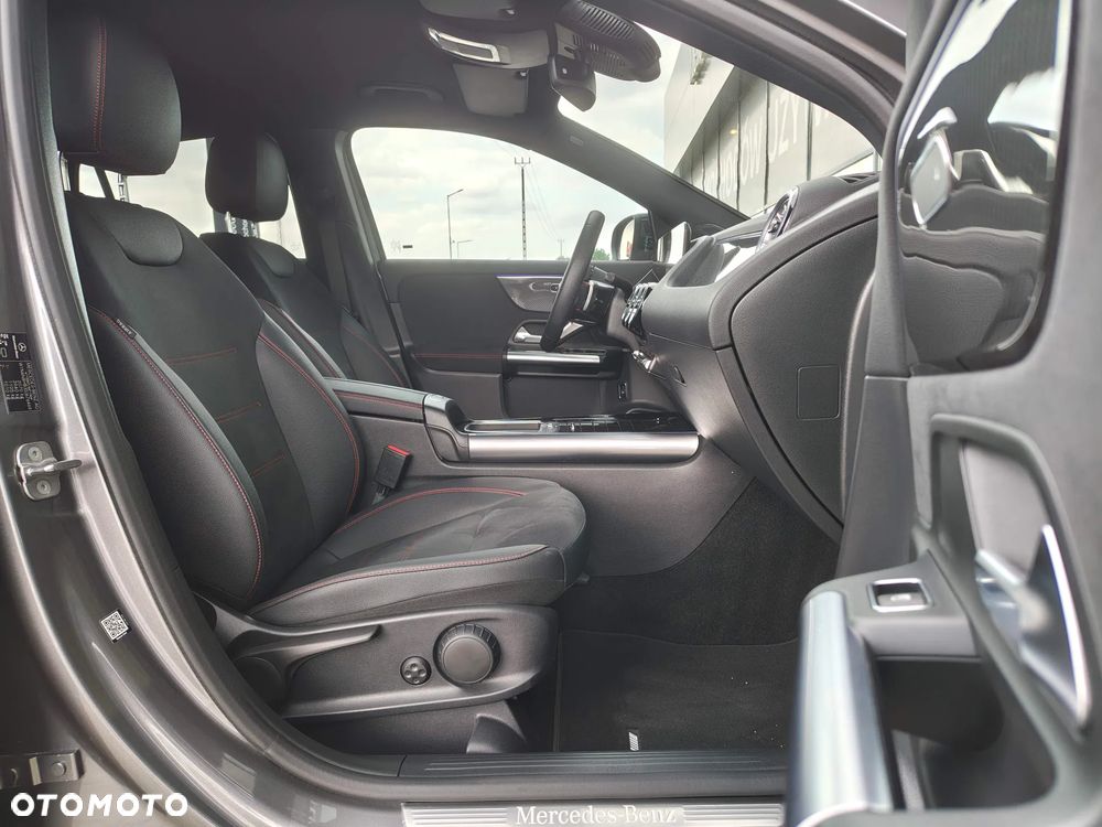 Mercedes-Benz GLA 200 AMG Line - 19