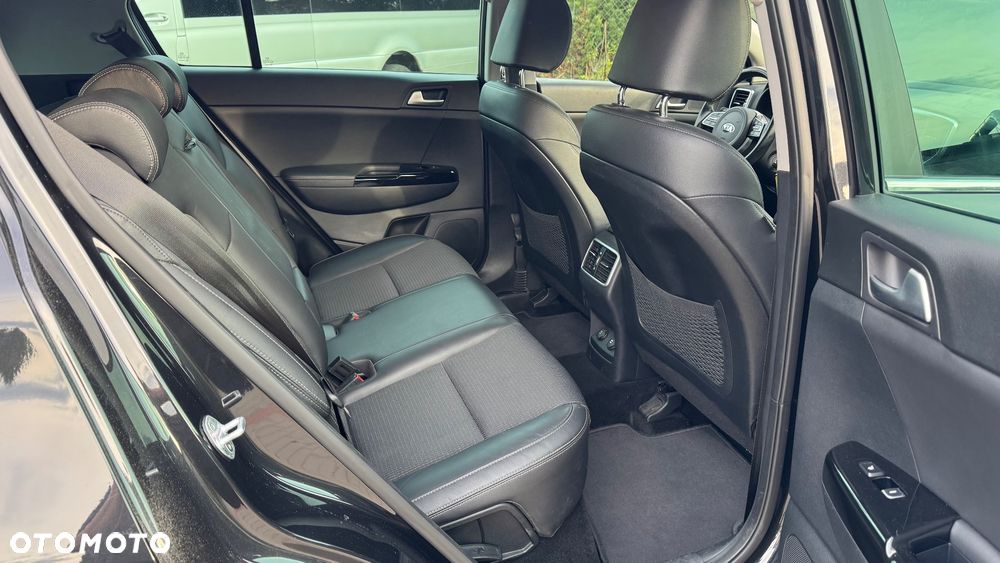 Kia Sportage 1.6 T-GDI 2WD Black Edition - 29