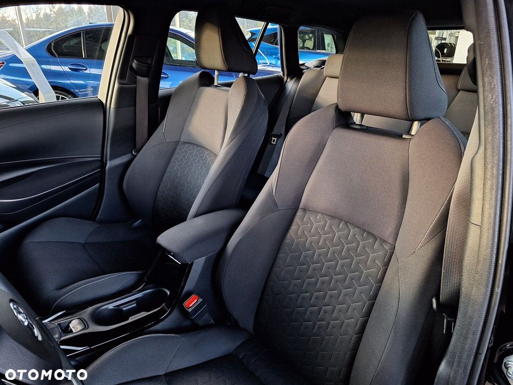 Toyota Corolla 2.0 Hybrid Comfort - 18