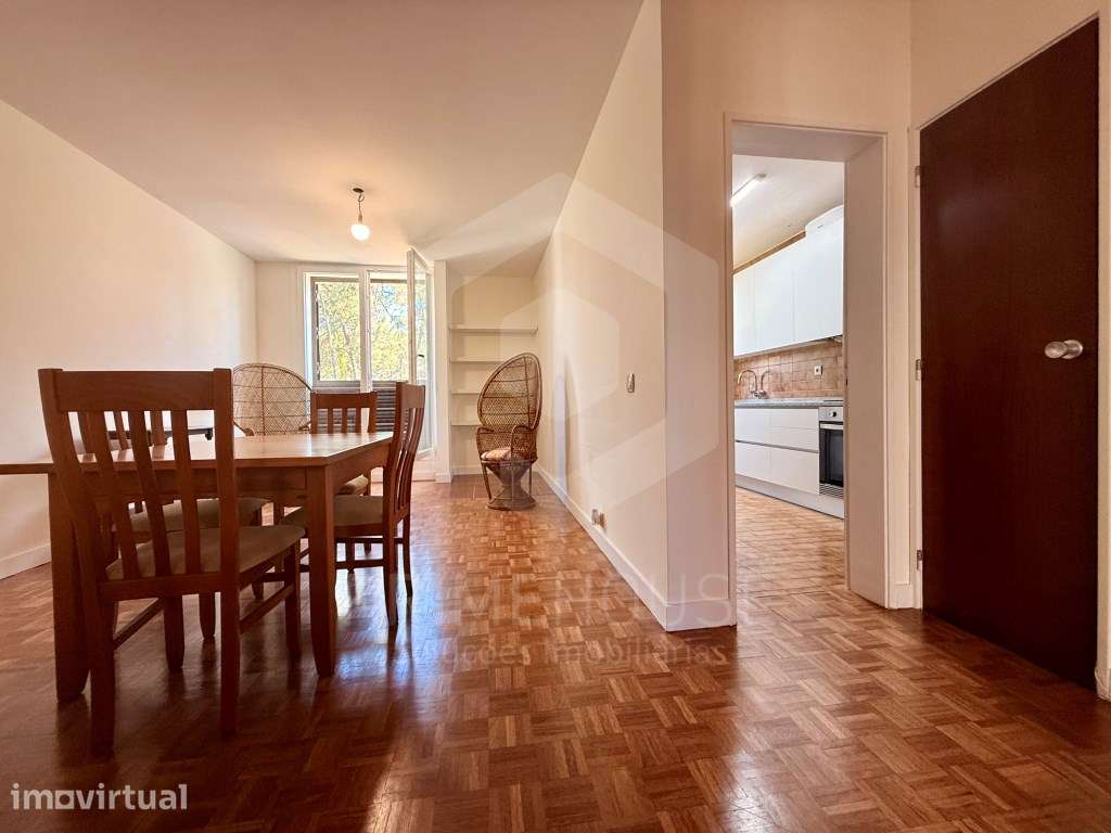Apartamento T2 em Pinhal de Negreiros, Azeitão - Grande imagem: 4/42