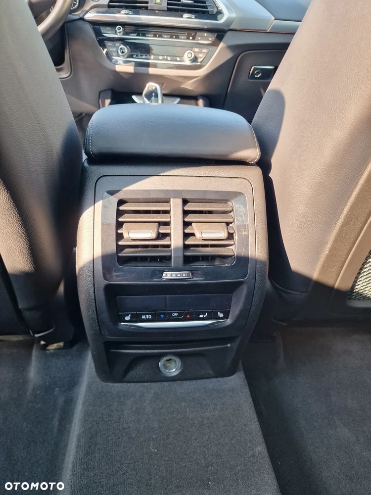 BMW X3 - 18
