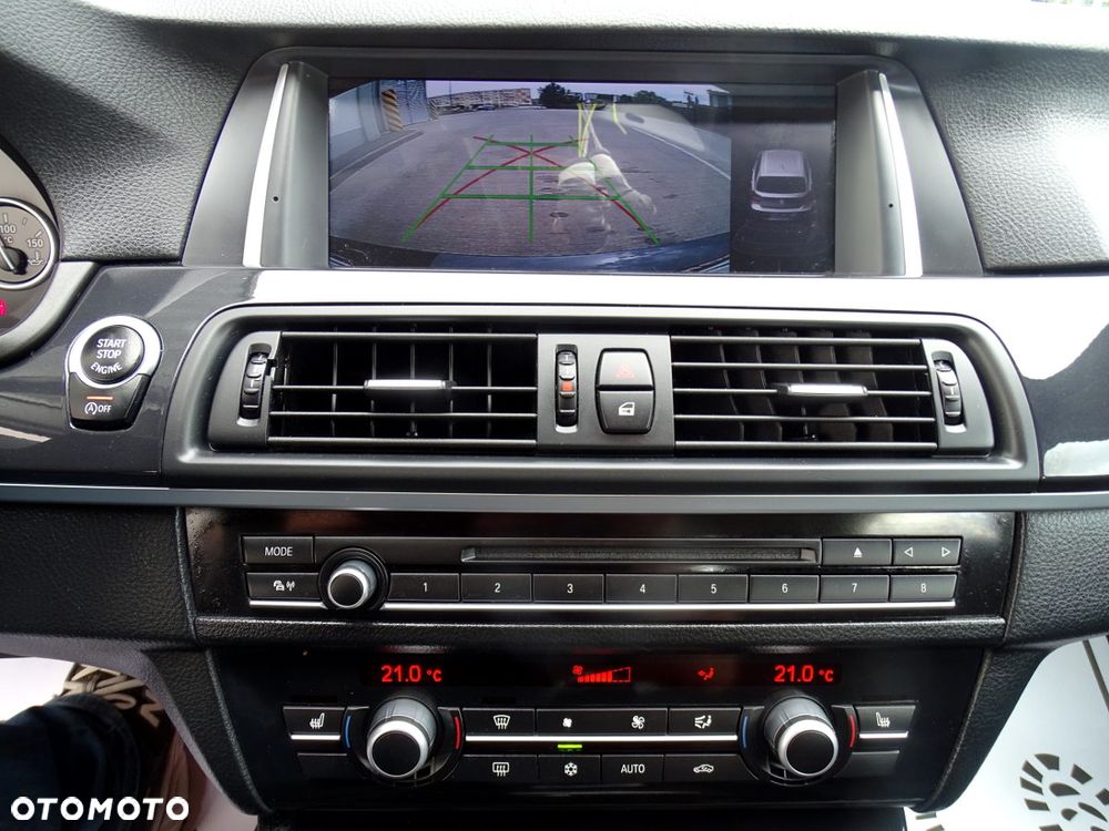 BMW Seria 5 525d - 19