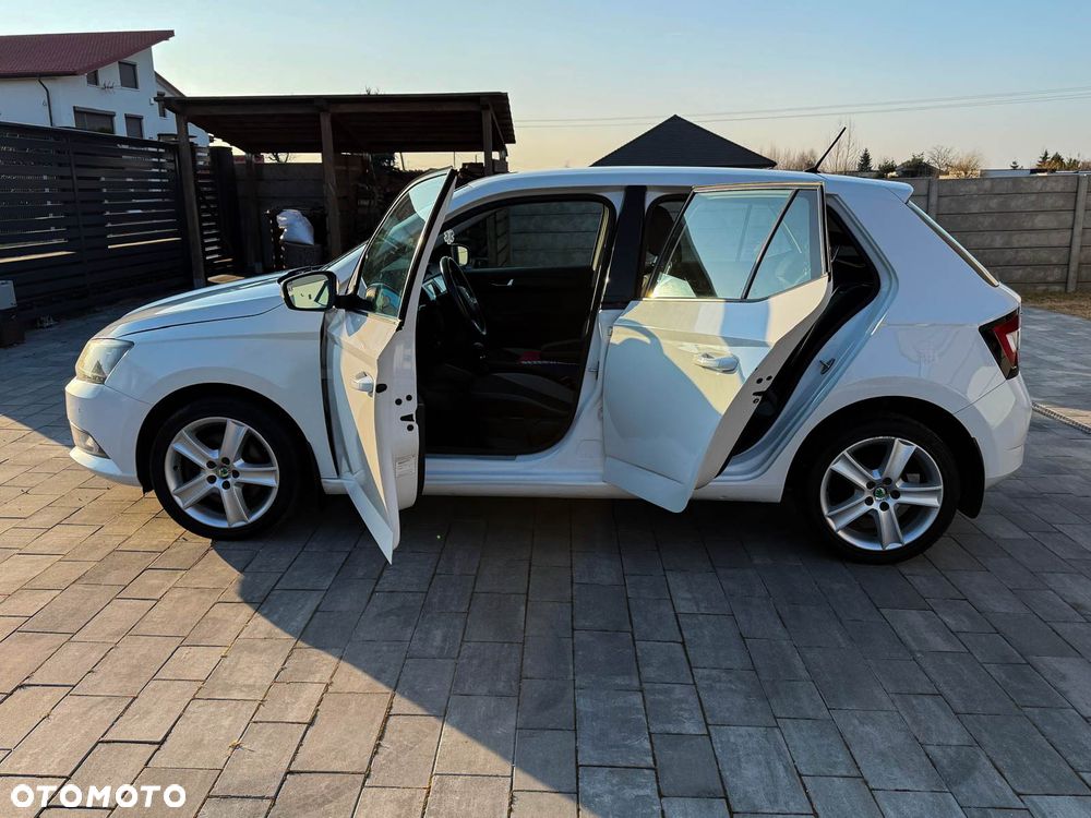 Skoda Fabia - 22