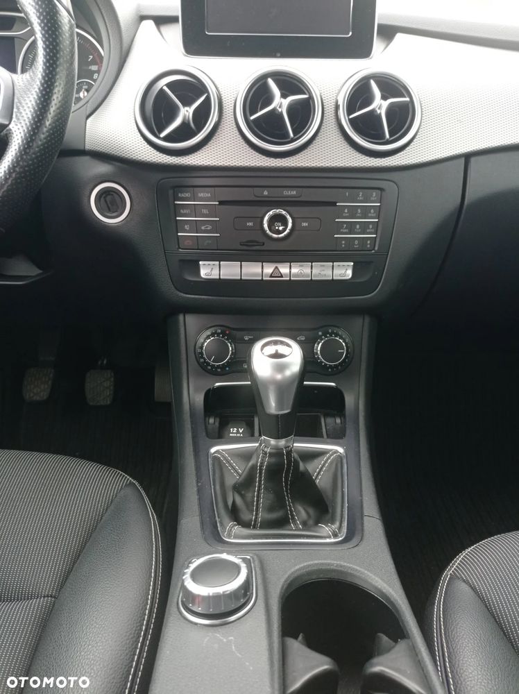 Mercedes-Benz Klasa B 180 - 6