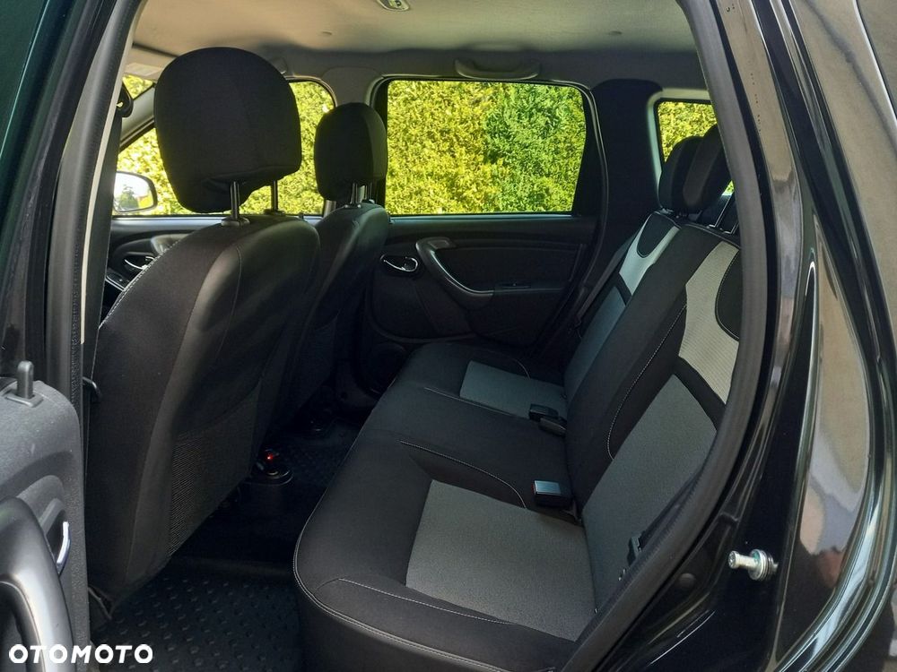 Dacia Duster 1.6 SCe Urban Explorer S&S - 24