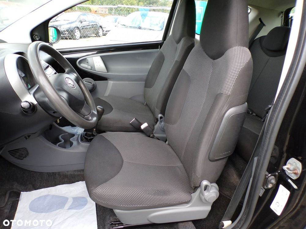 Toyota Aygo - 26