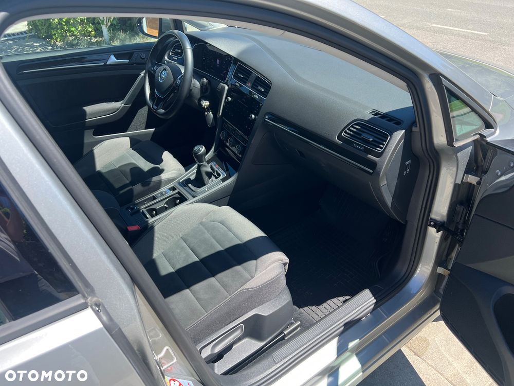 Volkswagen Golf 2.0 BlueTDI 4Motion Comfortline - 31