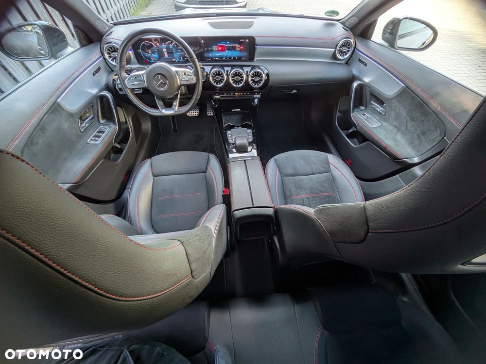 Mercedes-Benz CLA 200 d 8G-DCT AMG Line - 16
