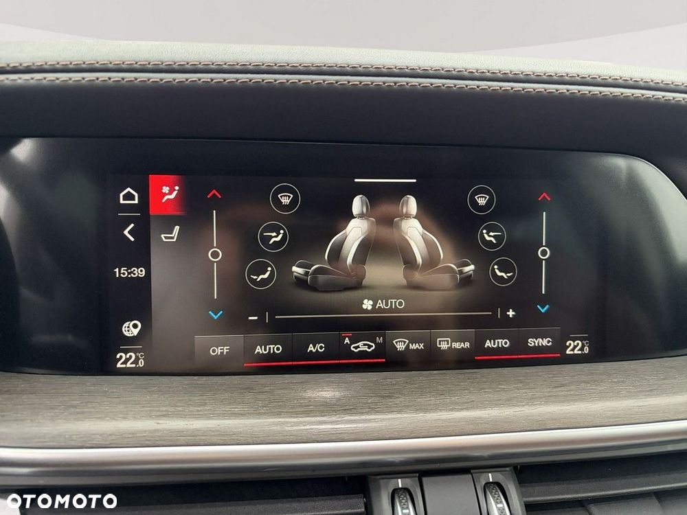 Alfa Romeo Stelvio 2.0 Turbo TI Q4 - 24