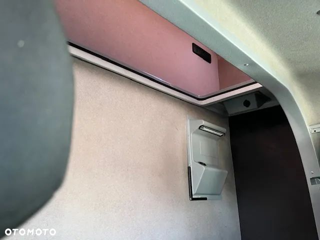 Renault MASTER KONTENER+WINDA - 13