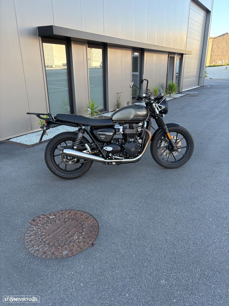 Triumph Bonneville Speed  Twin 900 - 11