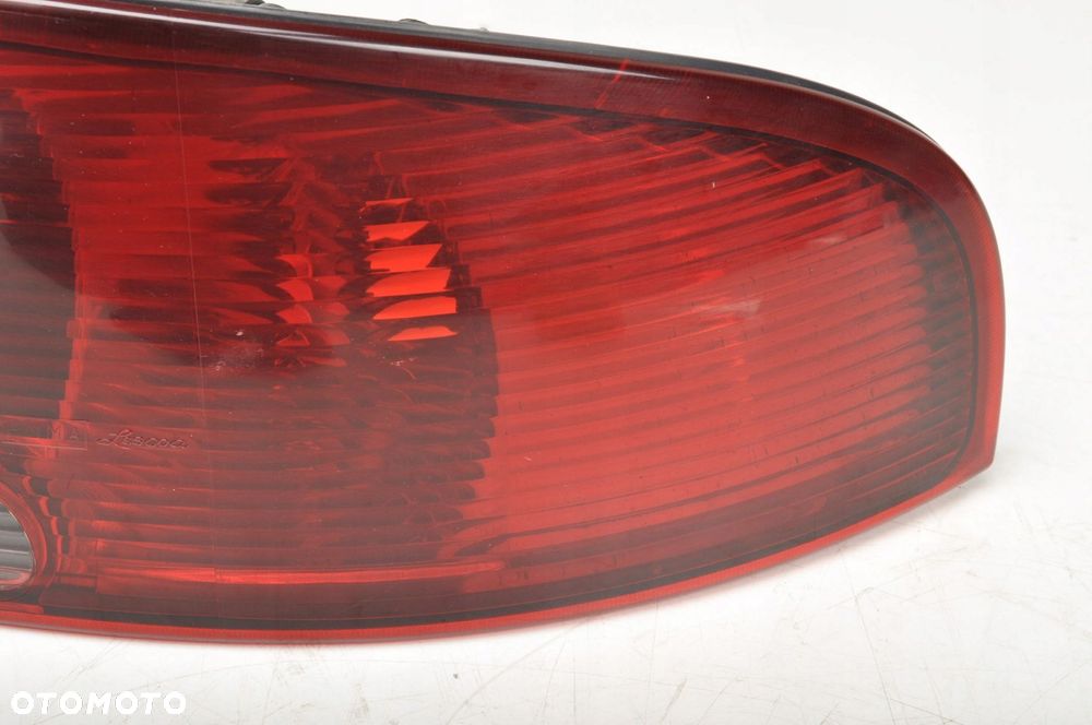 DODGE STRATUS II LAMPA PRAWA TYLNA PRAWY TYŁ - 2