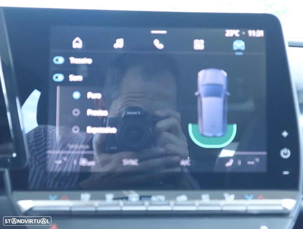 Renault Mégane E-Tech 220 Comfort Range Techno - 47