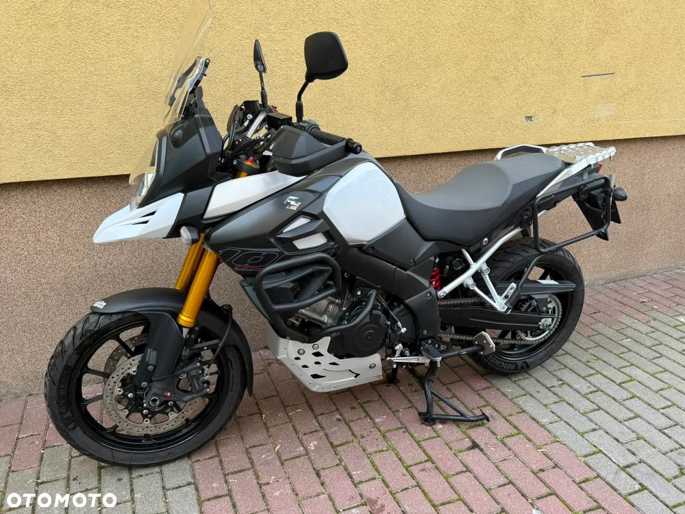 Suzuki DL - 8