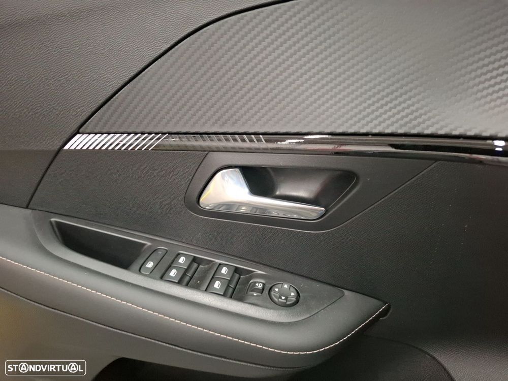 Peugeot e-208 51 kWh Allure - 24