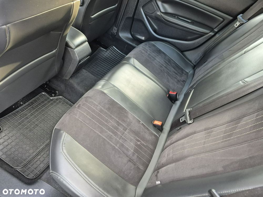 Peugeot 308 - 10