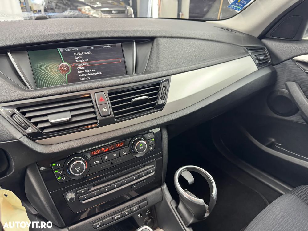 BMW X1 xDrive20d Aut. Sport Line - 25