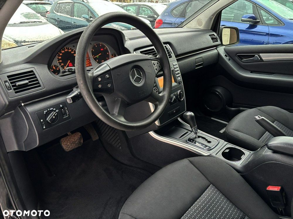 Mercedes-Benz Klasa B 180 Autotronic - 10