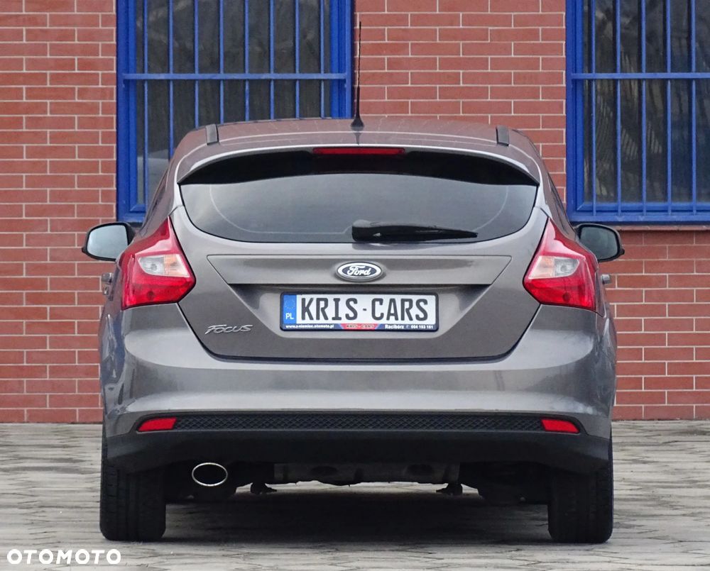 Ford Focus 1.6 TDCi Titanium ECOnetic - 11