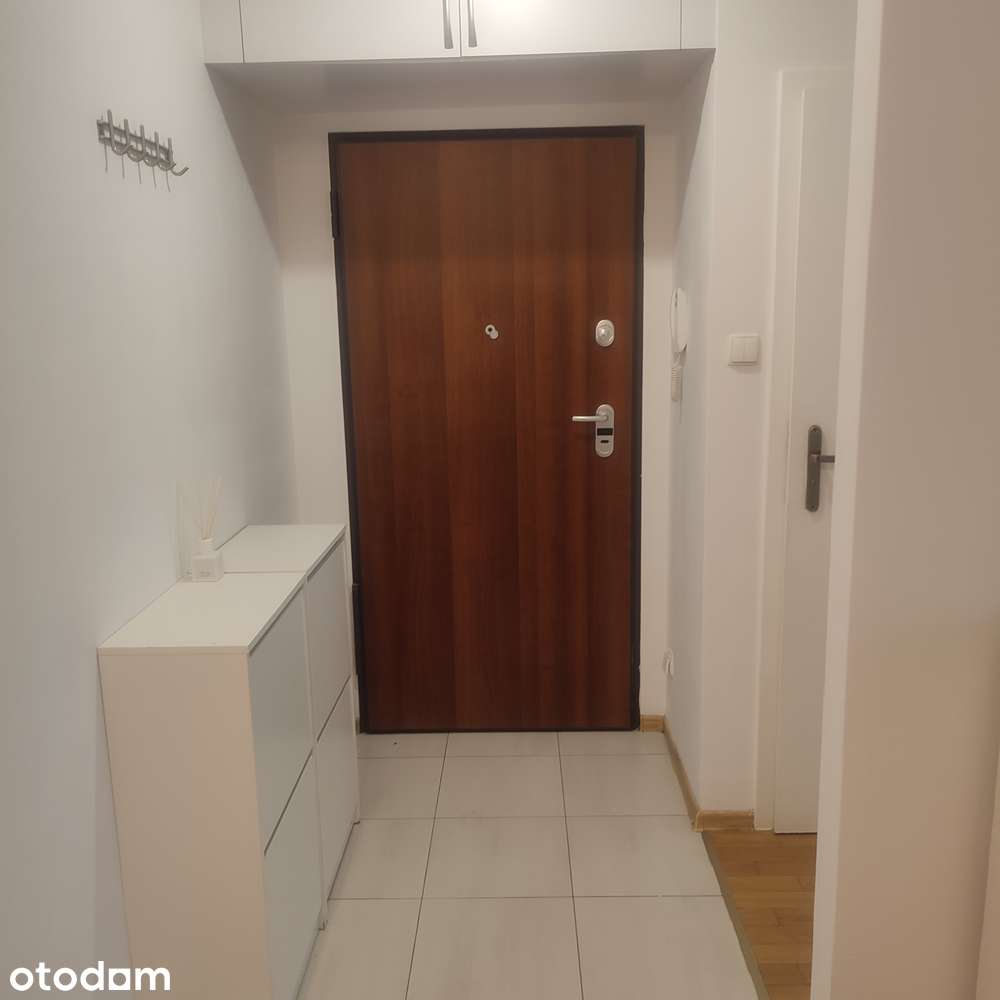 Komfortowe 3 pokoje z wielkim ogródkiem i 2 łazienkami