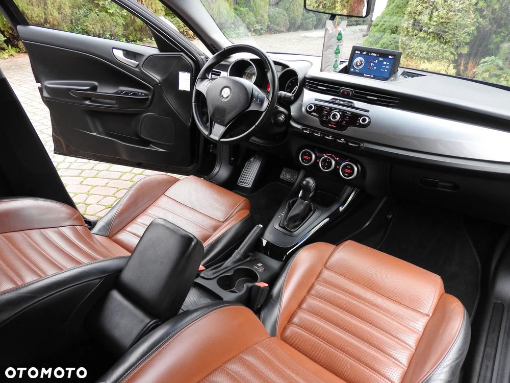 Alfa Romeo Giulietta - 19